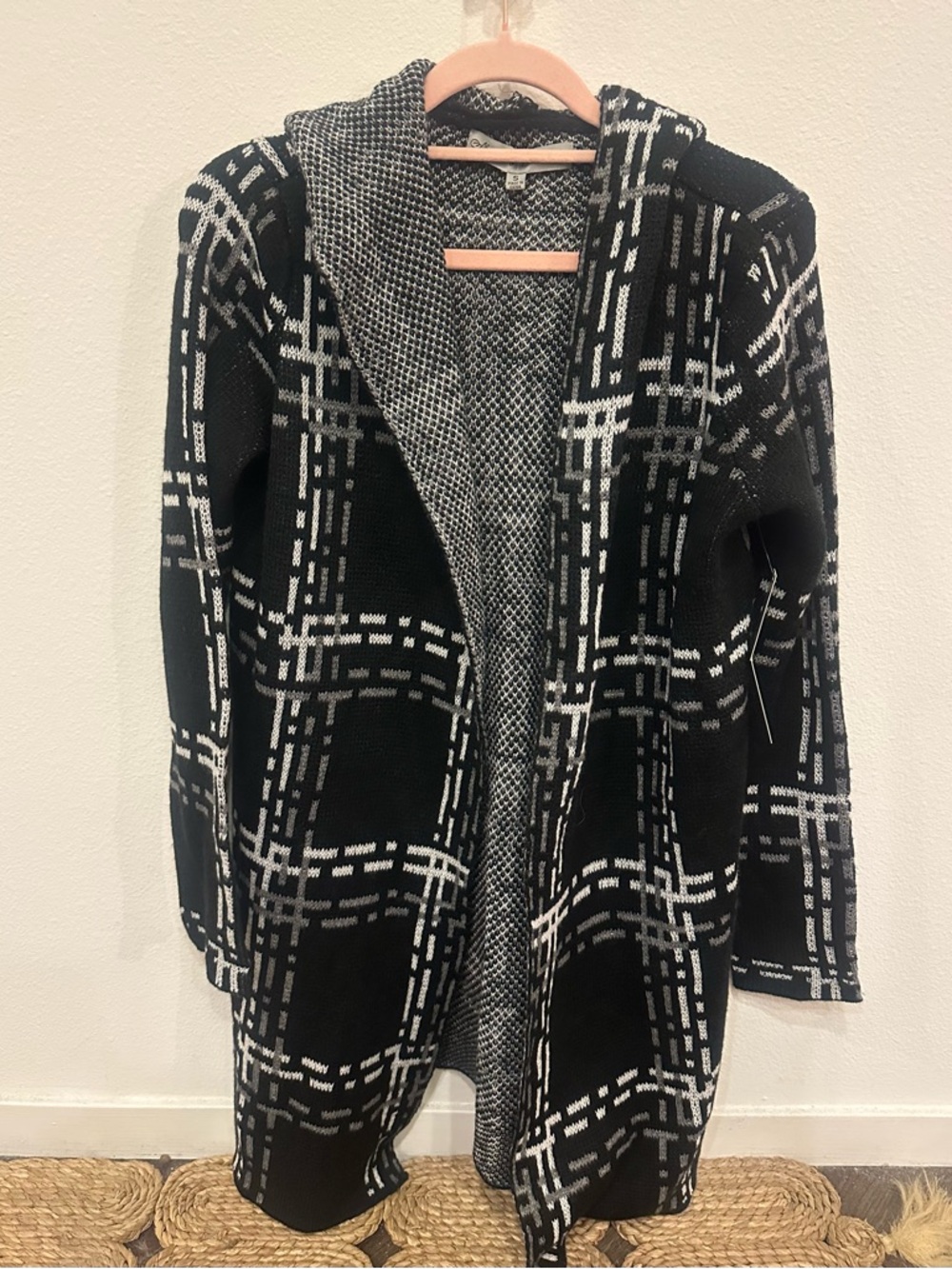 Absolutely Famous - Black+White Plaid Hooded Cardigan - Size Small - NEW W/ TAGS
